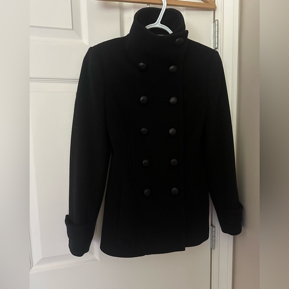 Aritzia coat. Brand new condition. No tags. - Picture 2 of 3